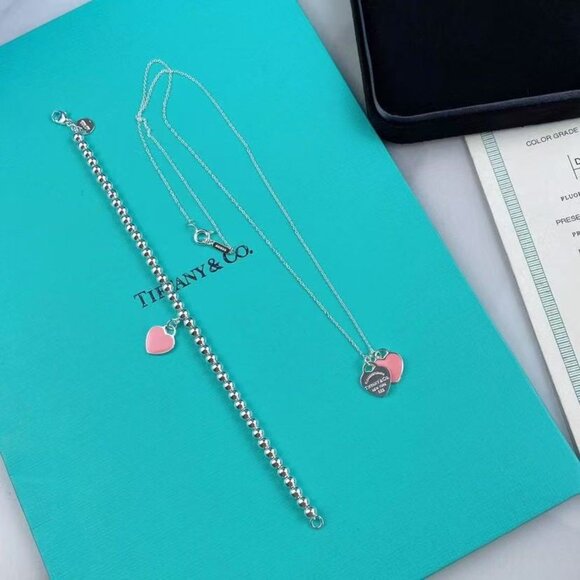 TIFFANY & Co. Return to Mini Double Pink Heart Enamel Pendant Necklace - Picture 3 of 7